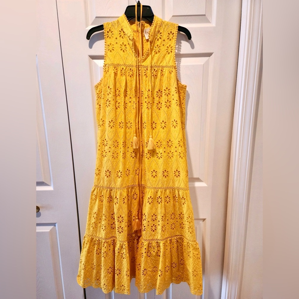Kate Spade Yellow Women's Patio Eyelet Tiered Ruffle
Midi Designer Dress Medium